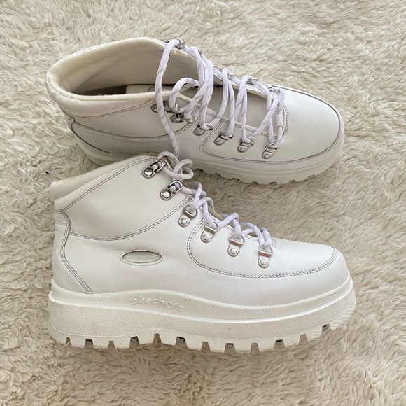 SOLD - Picture 2 of 5